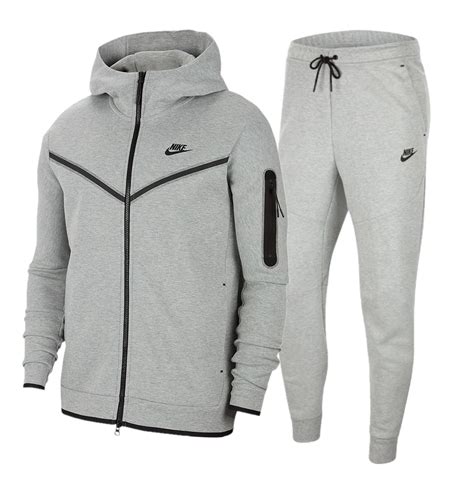 oude nike tech